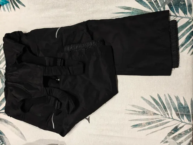 Peto de esquí negro talla 4-6