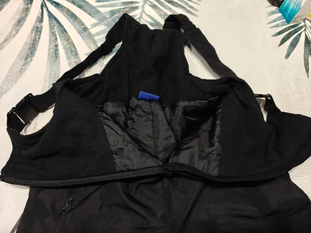 Peto de esquí negro talla 4-6