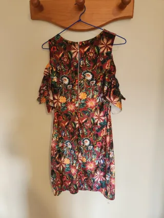 Vestido estampado floral manga corta