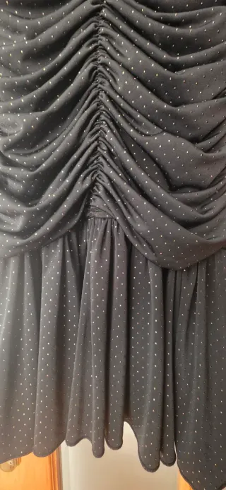 Vestido negro Camaleonica con cremallera