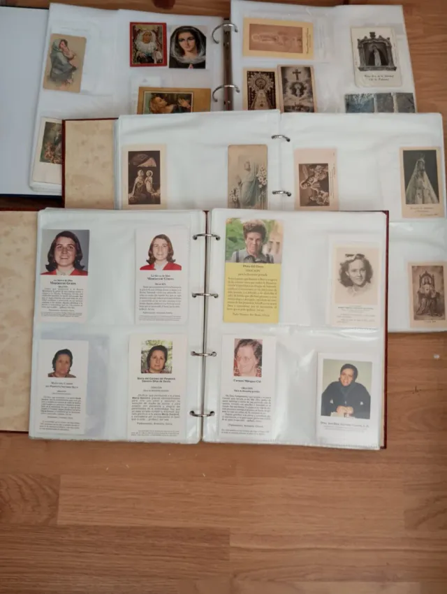 Álbumes religiosos antiguos