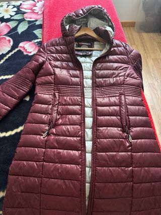 Abrigo Norway Morado Semi Nuevo,talla M/l