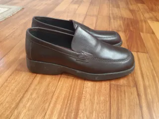 Zapatos de piel para caballero marrones