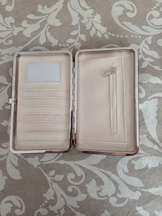 Cartera de mano con búhos