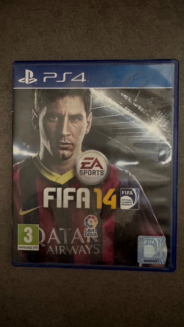 FIFA 14 PS4 (PlayStation 4) - Juego Deportivo