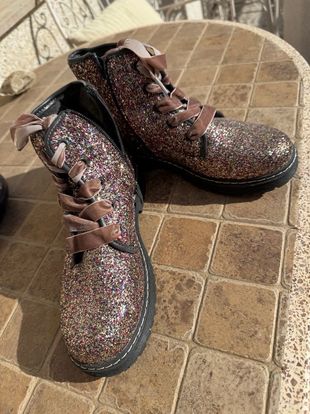 Botas niña purpurina oro y rosa