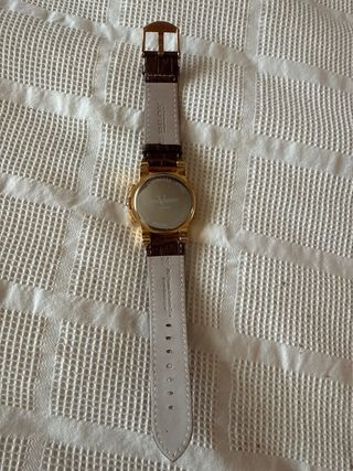 Reloj Paul Versan Dorado Cronógrafo.