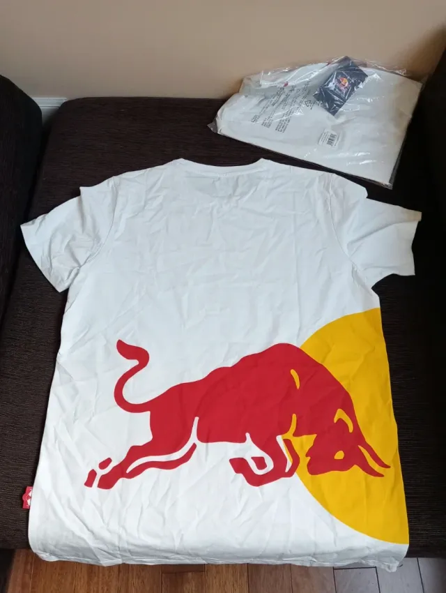 Camiseta Red Bull Athletes Only