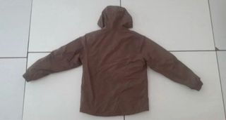 Giubbotto con cappuccio