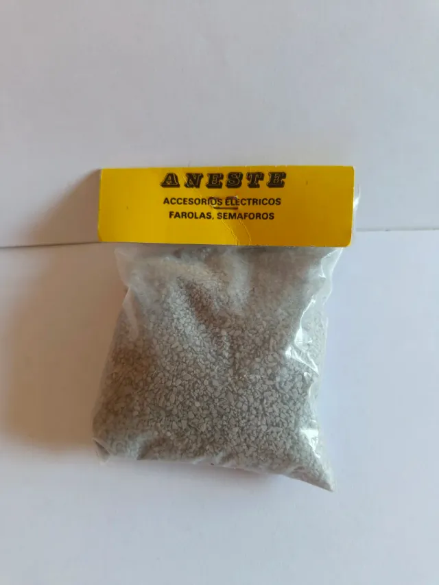 Accessori elettrici per treni Aneste