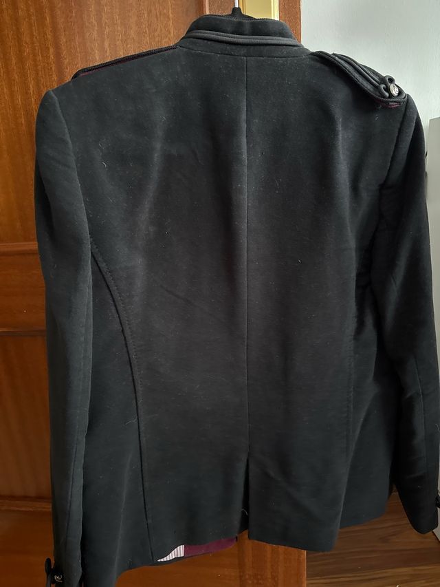 Chaqueta Zara militar negra