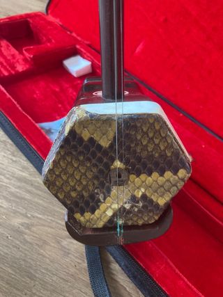 Erhu. Violín tradicional chino.