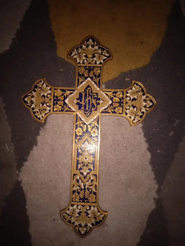 Cruz Bizantina Metálica Dorada Siglo XIII
