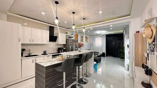 Chalet en venta en Alginet