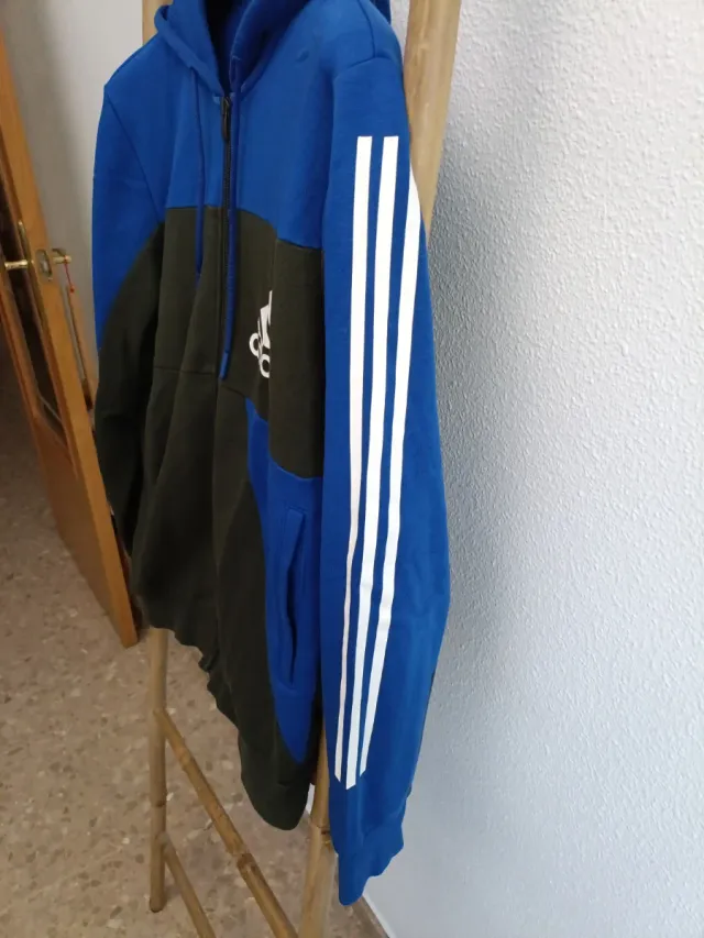 Chaqueta Adidas Azul y Gris