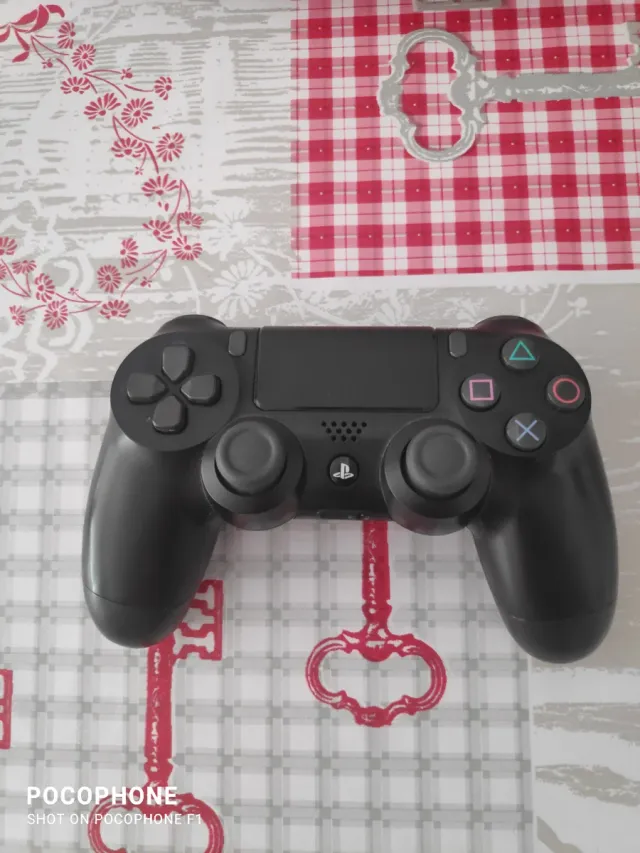 Mando PlayStation 4 (PS4) Negro