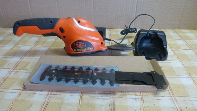BLACK+DECKER GSL700Qw 7.2V Cortasetos
