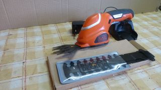 BLACK+DECKER GSL700Qw 7.2V Cortasetos