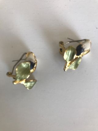 Lote Bisutería: Broches, Pendientes y Pulsera