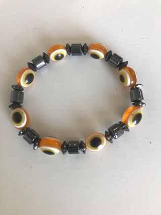 Lote Bisutería: Broches, Pendientes y Pulsera