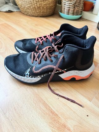 Deportivas Nike Talla 44.5 Negras Naranja