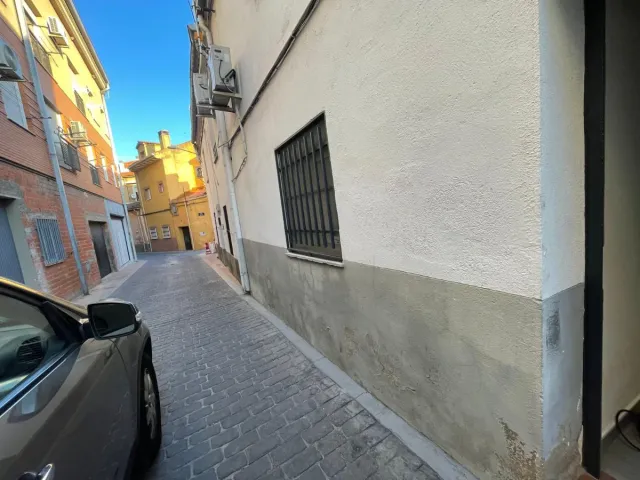 Pintura Blanca y Amarilla