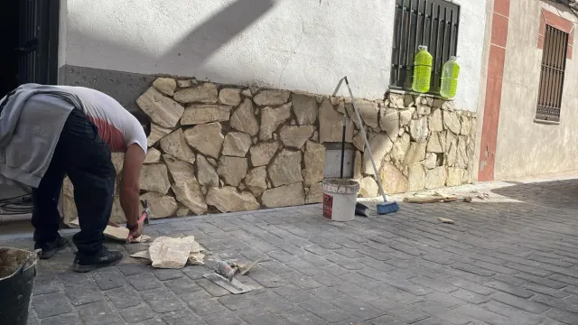 Pintura Blanca y Amarilla