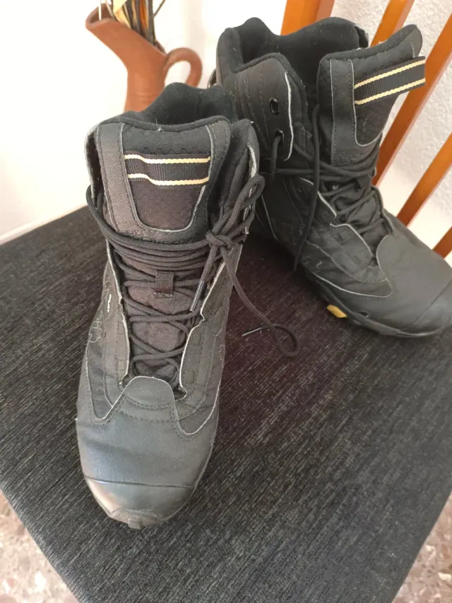 Botas de montaña y esquí talla 40