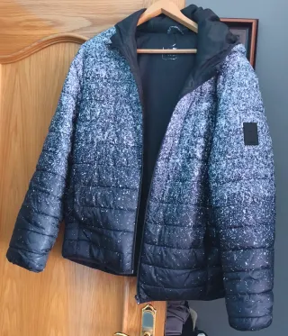 Cazadora juvenil efecto salpicado