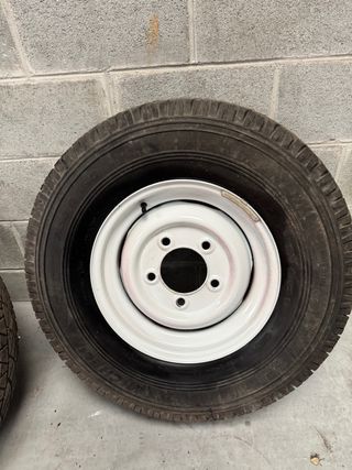 Llantas y Neumáticos Land Rover Defender