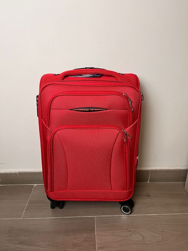 Maleta de viaje roja 57x35x20