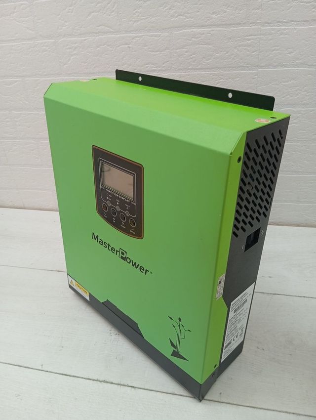 Master U-Power Inverter Caricabatterie Ibrido UM 3000W