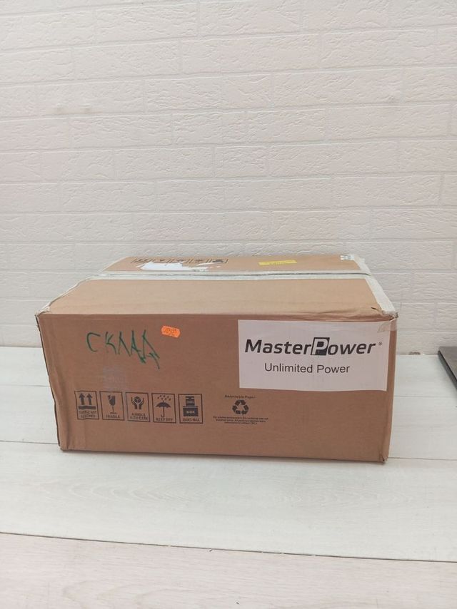 Master U-Power Inverter Caricabatterie Ibrido UM 3000W