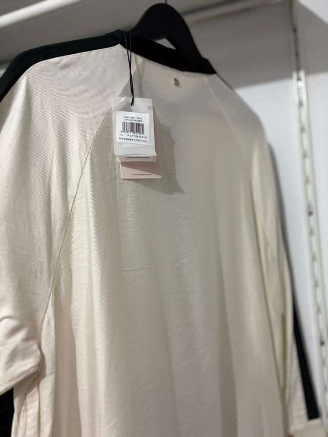 Camisa Lola Casademunt Blanca y Negra