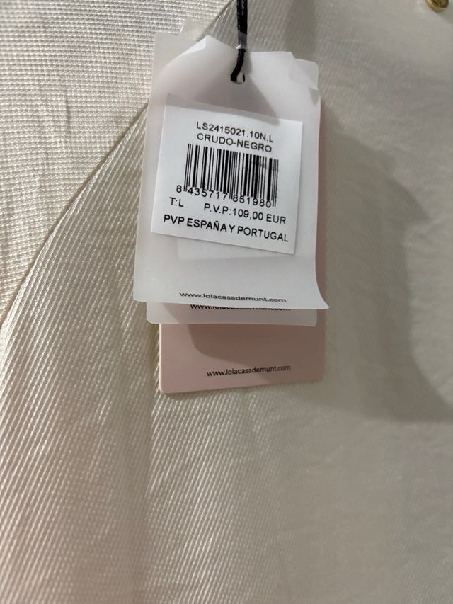 Camisa Lola Casademunt Blanca y Negra