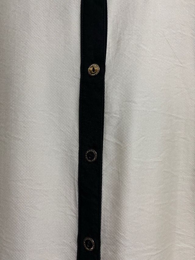 Camisa Lola Casademunt Blanca y Negra