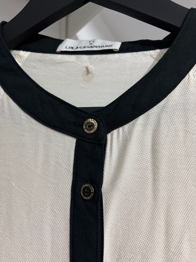 Camisa Lola Casademunt Blanca y Negra