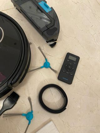 Robot Aspirador Cecotec Conga Serie 1390 completo