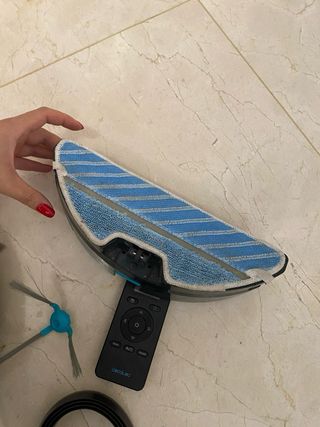 Robot Aspirador Cecotec Conga Serie 1390 completo