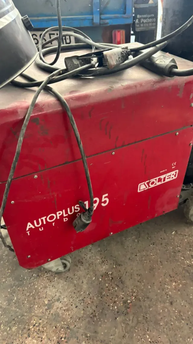 Soldadora Solter Autoplus 195 Turbo.