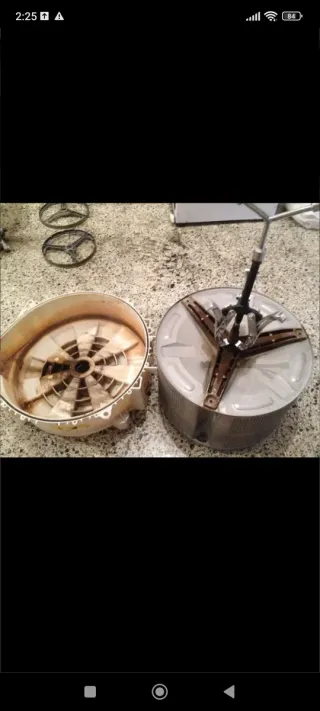 Técnico de reparación tardo místicos