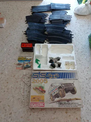 Scalextric STS Caja vacía y pistas