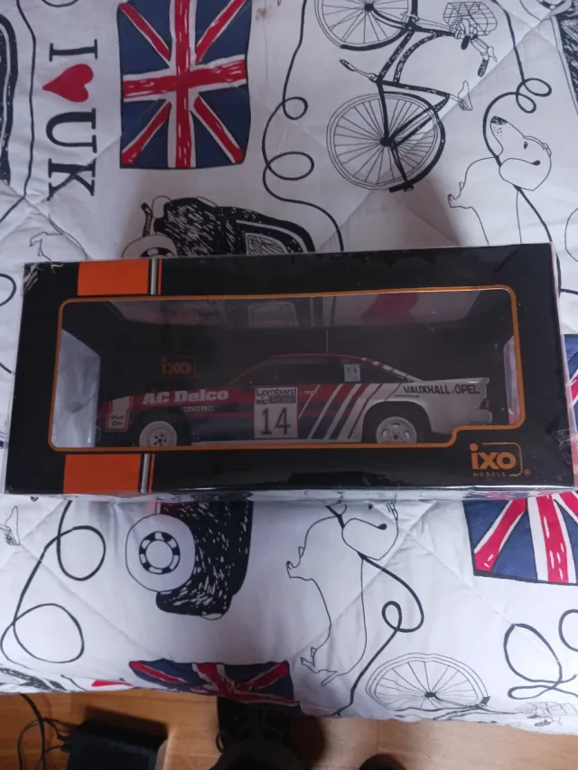 Opel Manta B 400 Rally IXO 1:18
