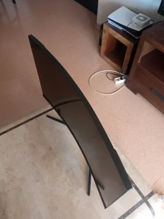 Monitor MSI Curvo 31,5