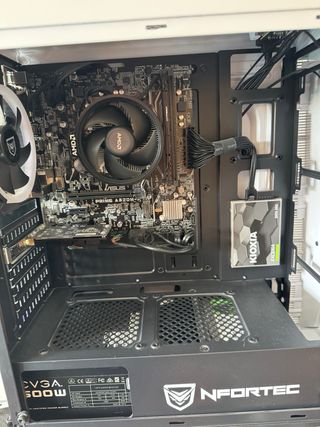 Torre PC Nfortec Blanca y Negra