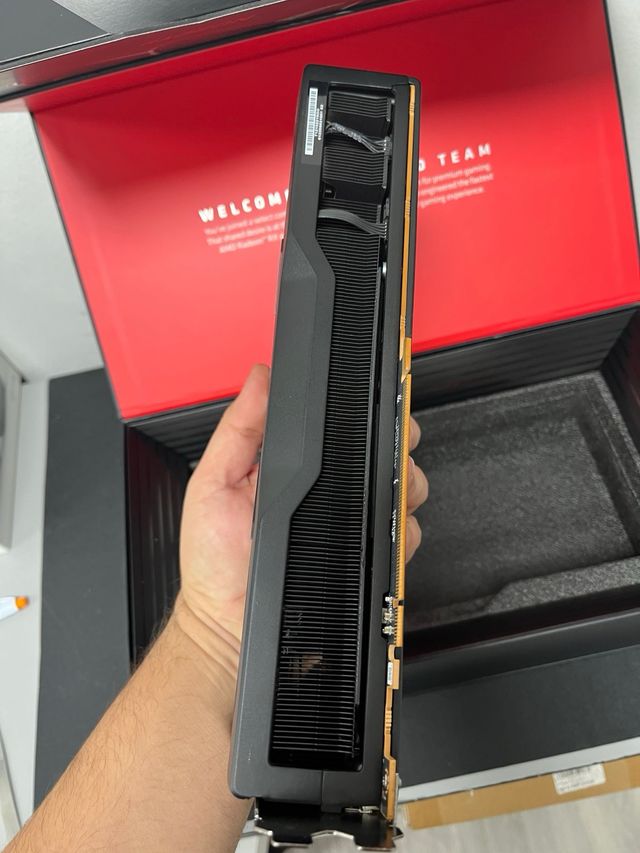 AMD Radeon RX 6950 XT Tarjeta Gráfica