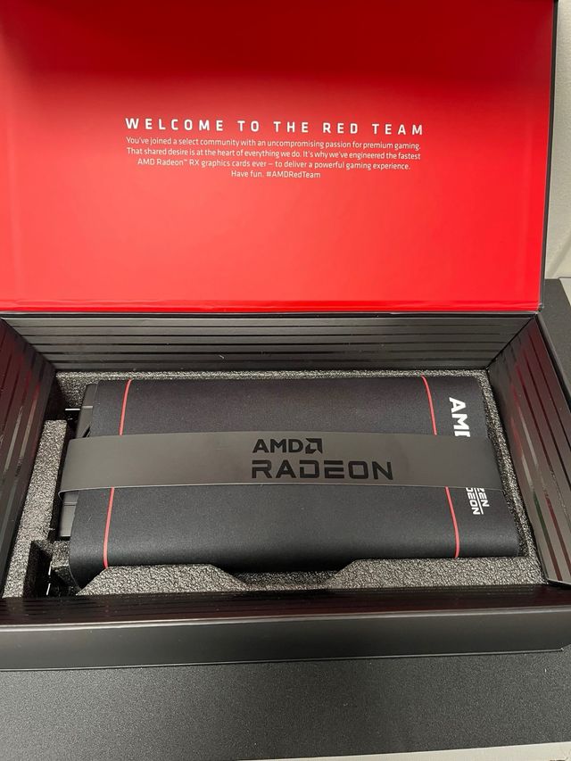 AMD Radeon RX 6950 XT Tarjeta Gráfica
