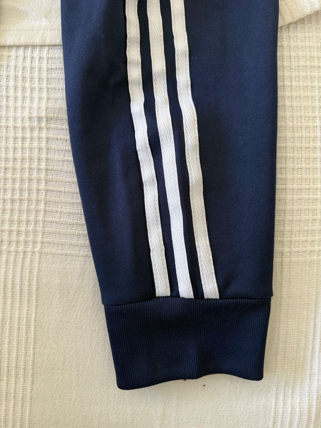 Pantalones Adidas estrenar