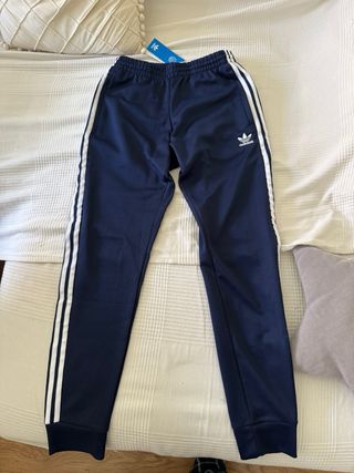 Pantalones Adidas estrenar