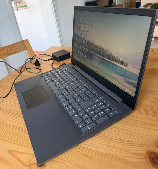 Ordenador Portátil Lenovo grey